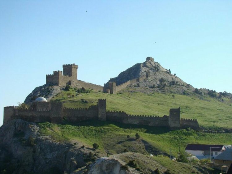 Панорама генуэзкой крепости 