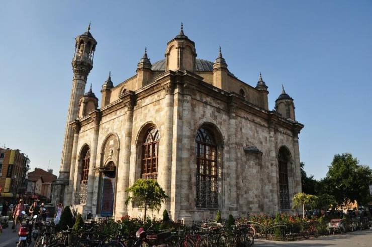 Мечеть Азизие