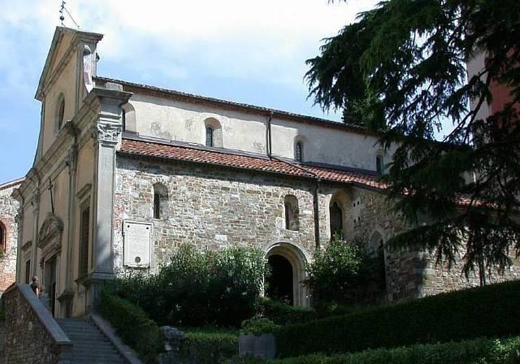 Церковь Санта-Мария ди Кастелло