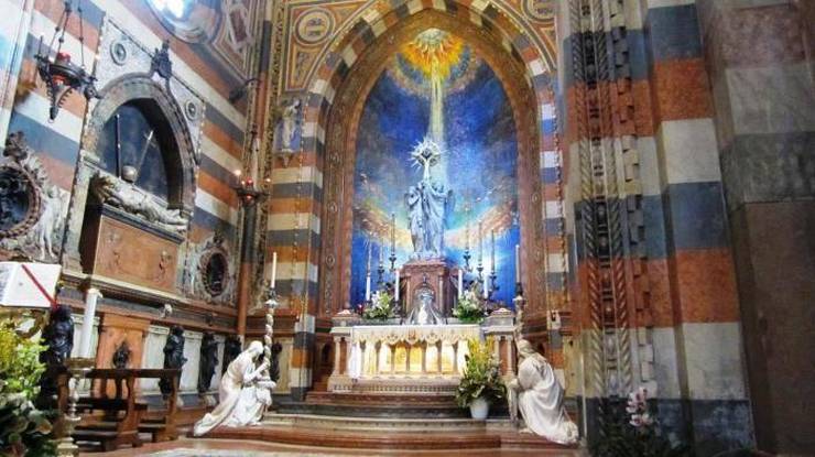 Интерьер базилики св. Антония