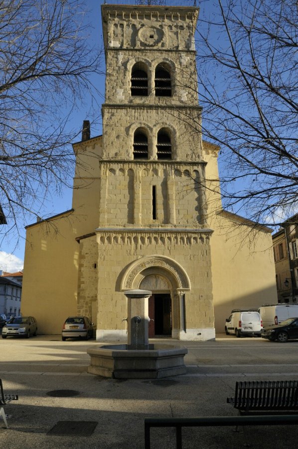 Церковь Сен-Жан
