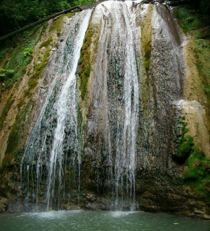 33 водопада 