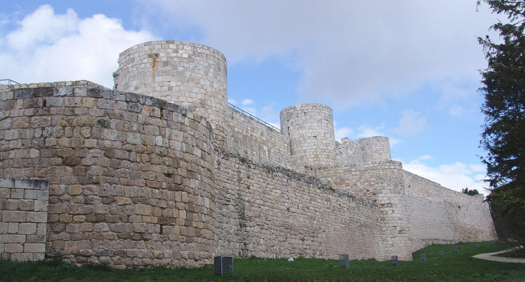 Замок Бургос