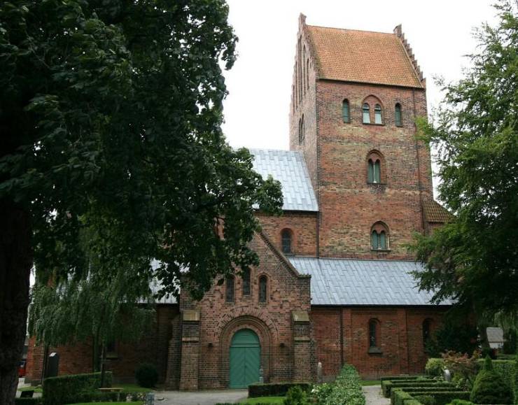 Старая церковь Богоматери