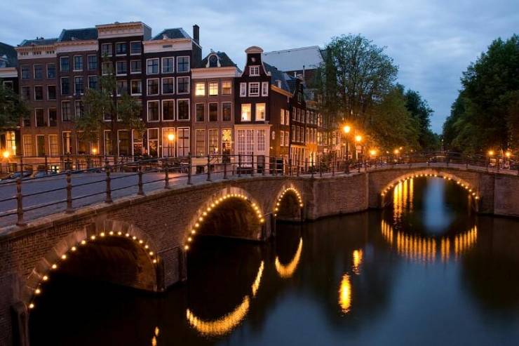Мосты и каналы Амстердама