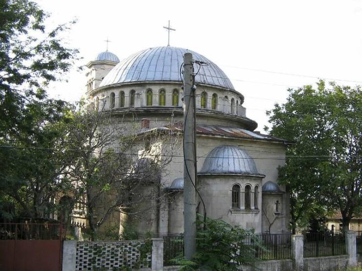 Церковь Святой Параскевы Сербской