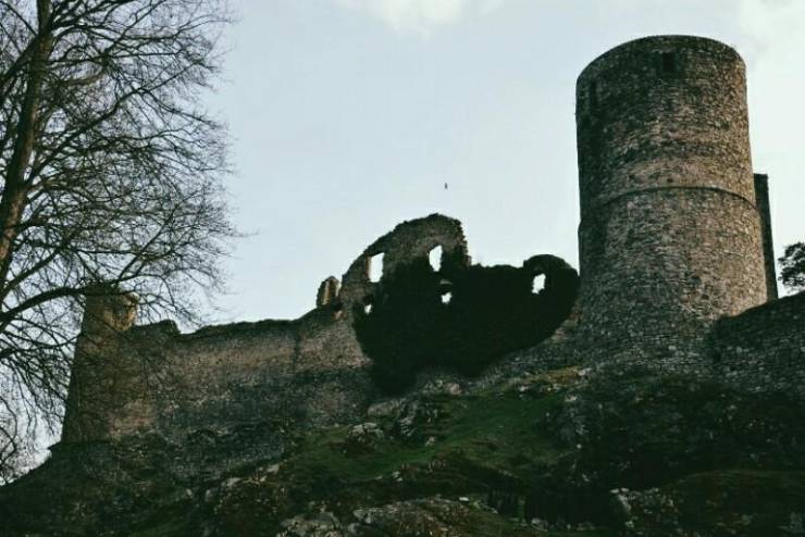 Замок Гельфенбурк