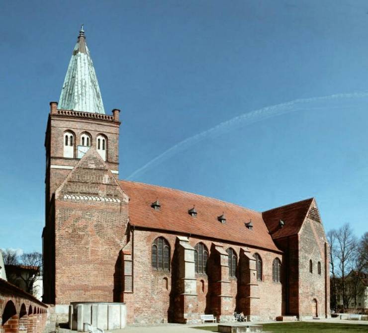 Готическая церковь на острове Рюген