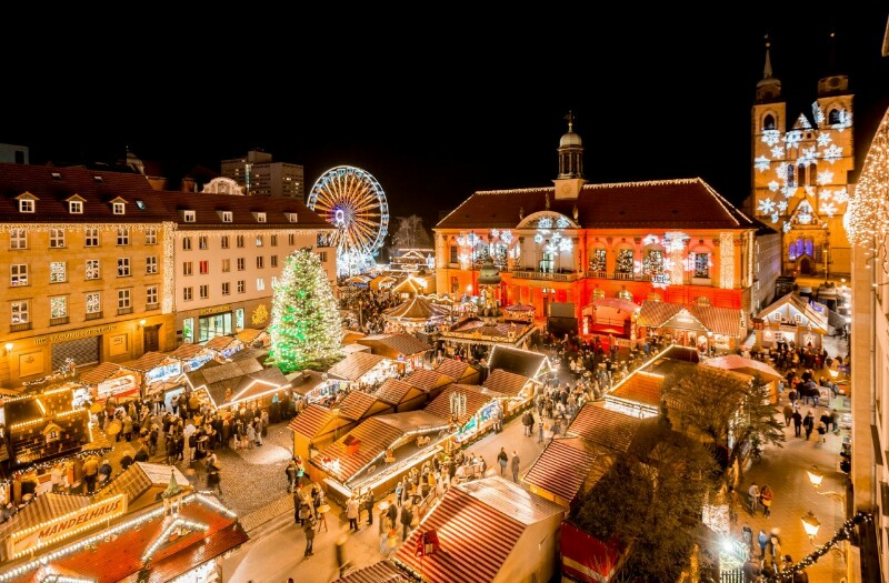Рождественский рынок в Магдебурге