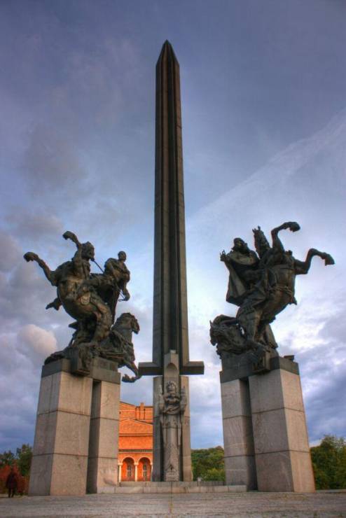 Памятник династии Асенов