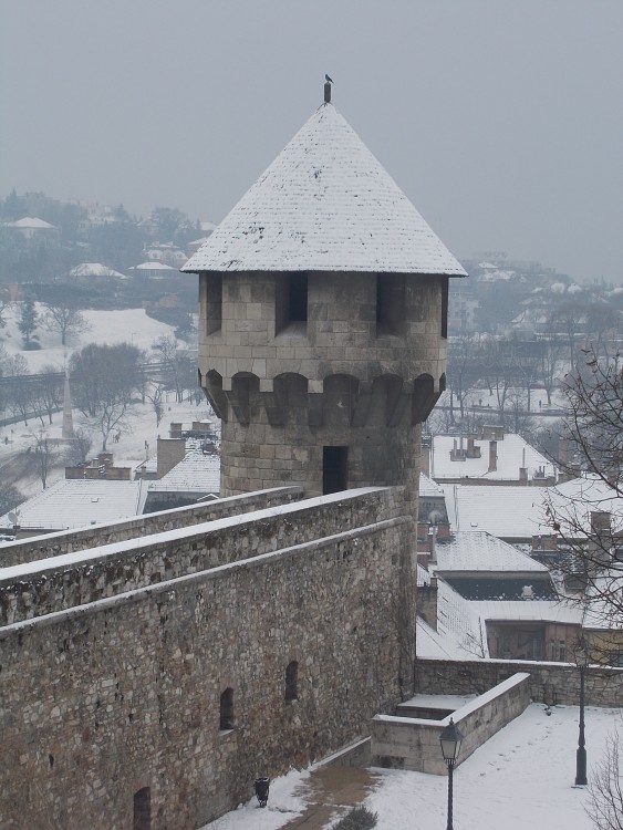 Башня Булавы в Будайской крепости (Будапешт)