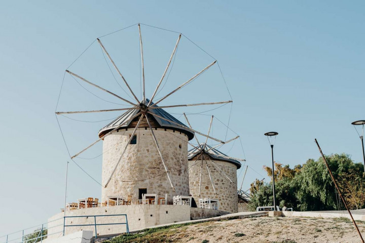 Ветряные мельницы в Алачаты 