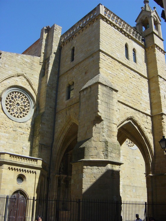 Церковь Сан-Висенте