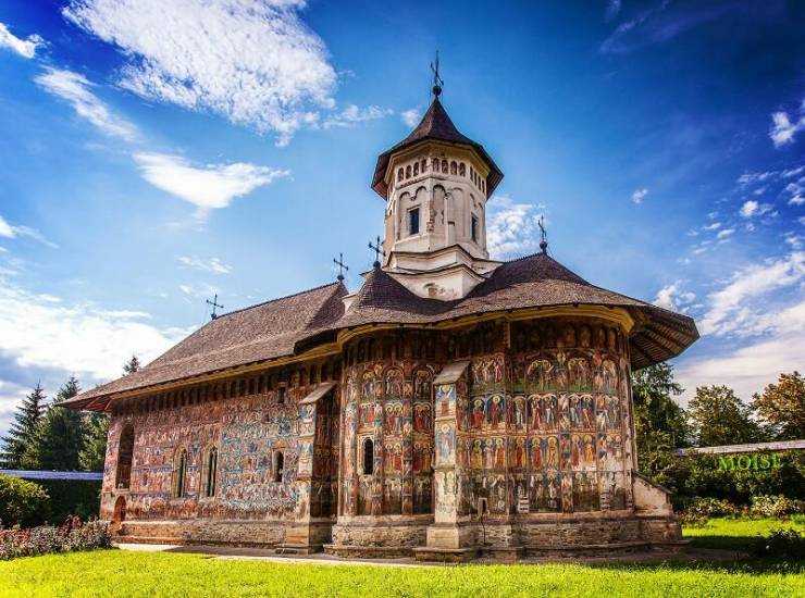 Расписные церкви Молдавии