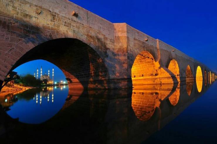 Каменный мост (Tas Kopru)