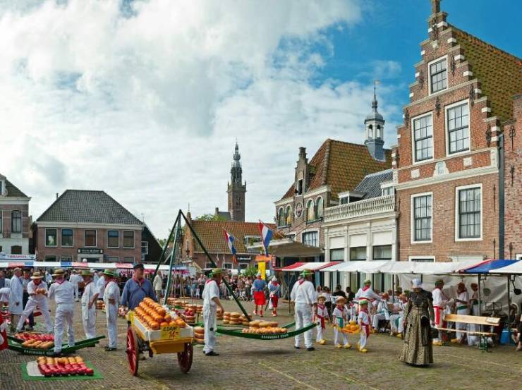 Сырный рынок в Эдаме