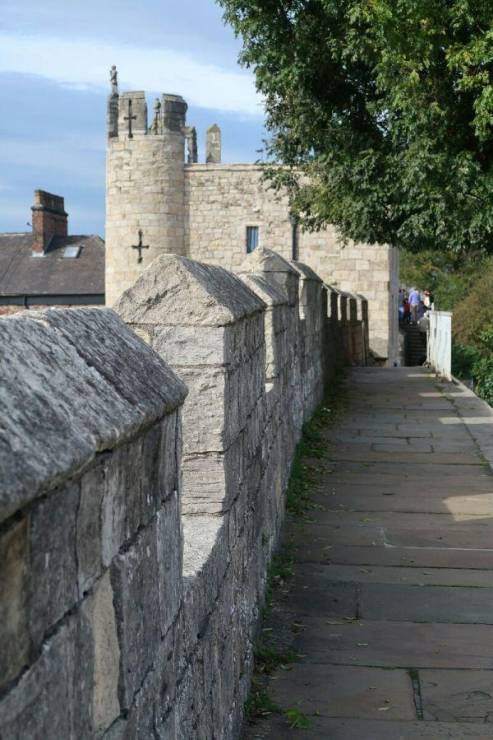 Средневековые стены Йорка