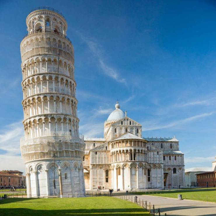 tower of pisa tuscany central italy 0