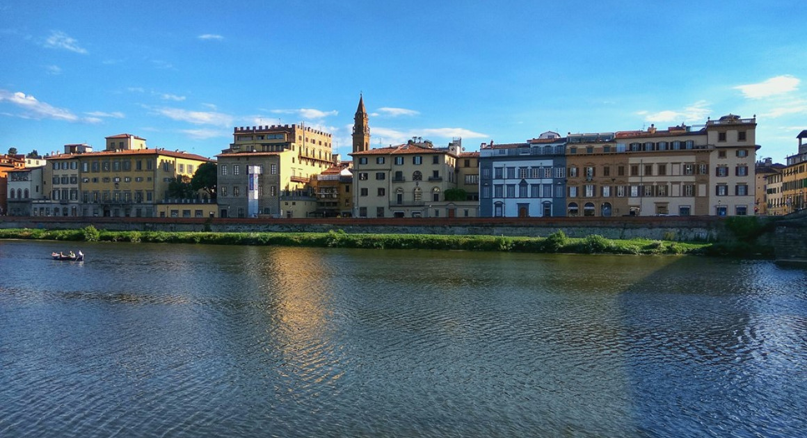 Река Арно - главная водная артерия Флоренции