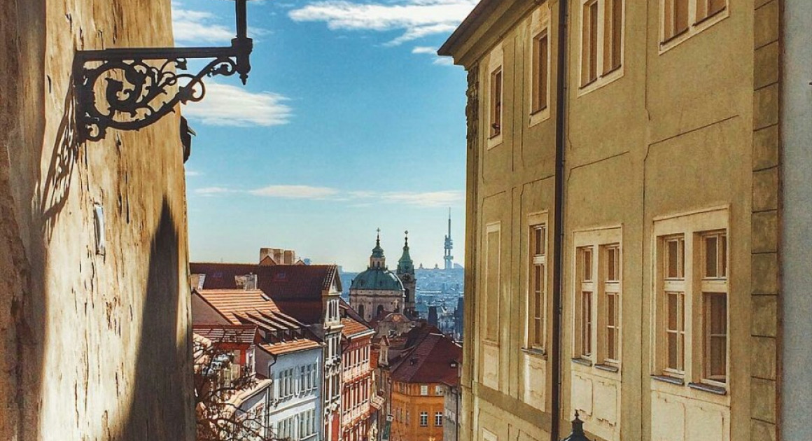 Мала Страна - исторический район Праги. Автор фото - vetrana. Это один из лучших профилей о Праге.