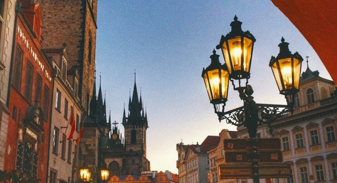 Староместская площадь. Автор фото - vetrana. Это один из лучших профилей о Праге.