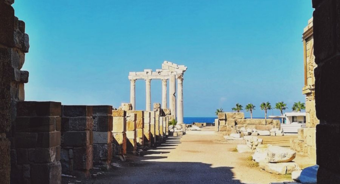 Храм Аполлона и Афины