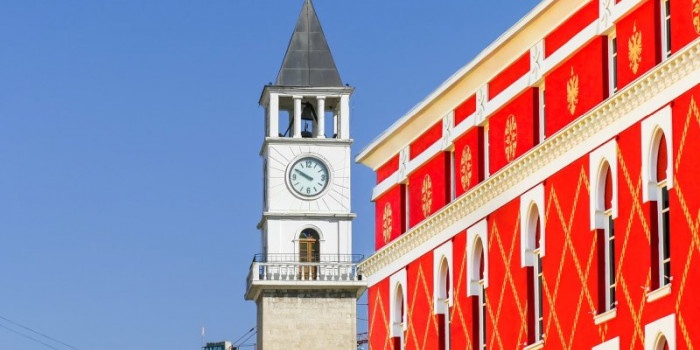 Тирана Тирана