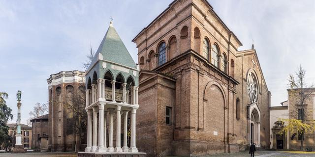 Город Базилика Сан-Доменико (Болонья)