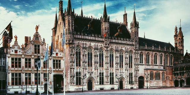 Город Бург (Burg) в Брюгге