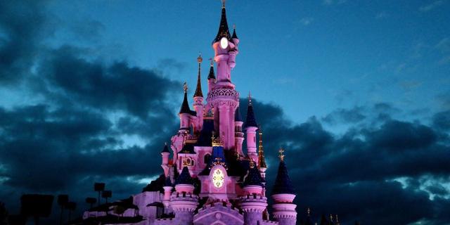 Город Быстрый проход в парке Диснейленд