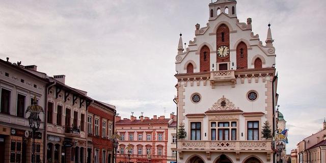 Город Город Жешув