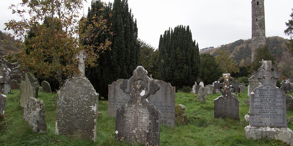 Ирландия. Глендалох. Больше, чем старое монастырское поселение.