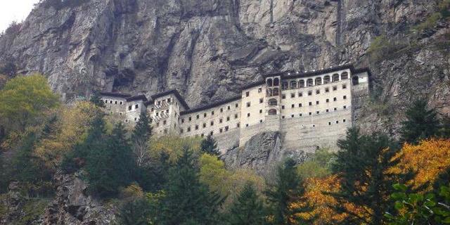 Город Панагия Сумела