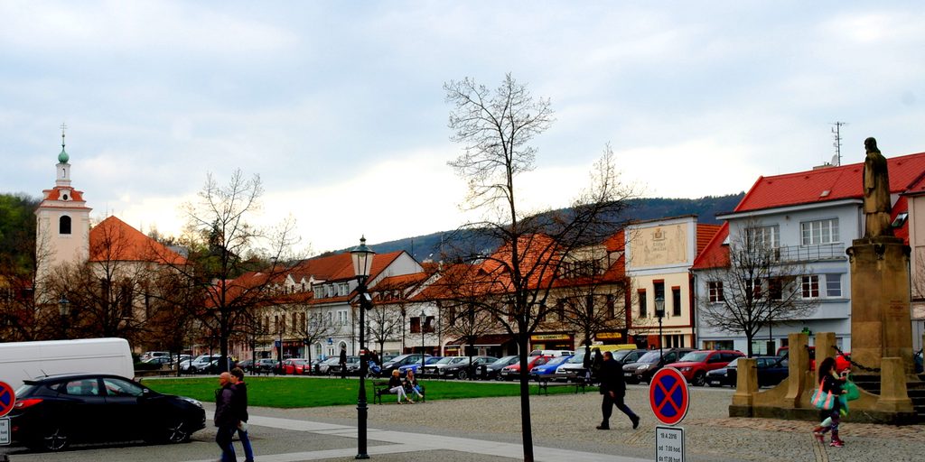 Площадь Яна Гуса (Husovo náměstí)