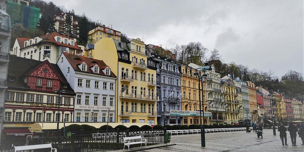 Погода и климат Карловы Вары по месяцам и сезонам