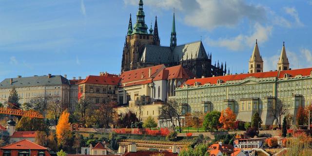 Город Пражский град - самый большой замок Чехии
