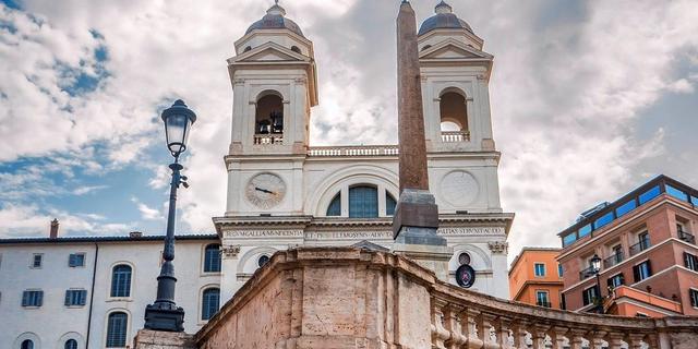 Город Тринита-дей-Монти