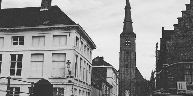 Город Церковь св. Анны (Sint-Annakerk) в Брюгге