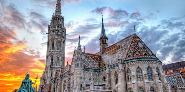 Город Церковь св. Матьяша - самая красивая в Будапеште