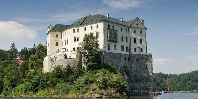 Город Замок Орлик-над-Влтавой