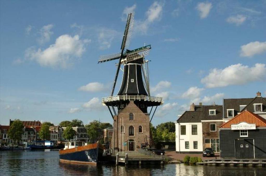 Molen de Adriaan