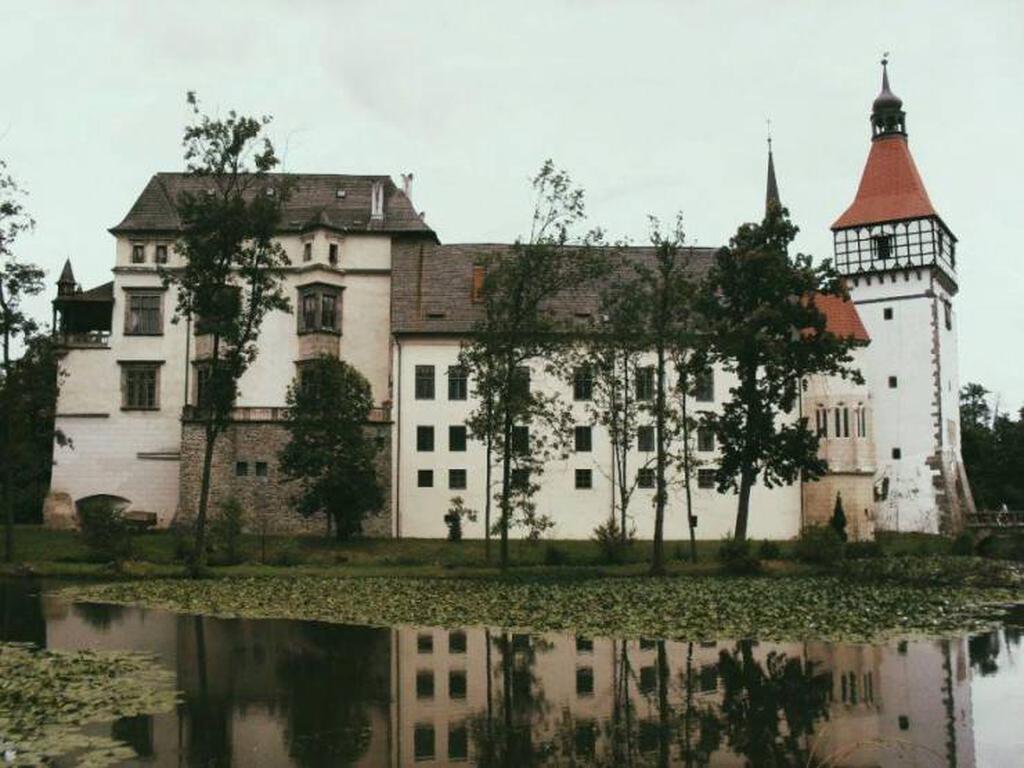 Замок Блатна