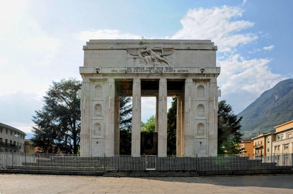 Делла Виттория