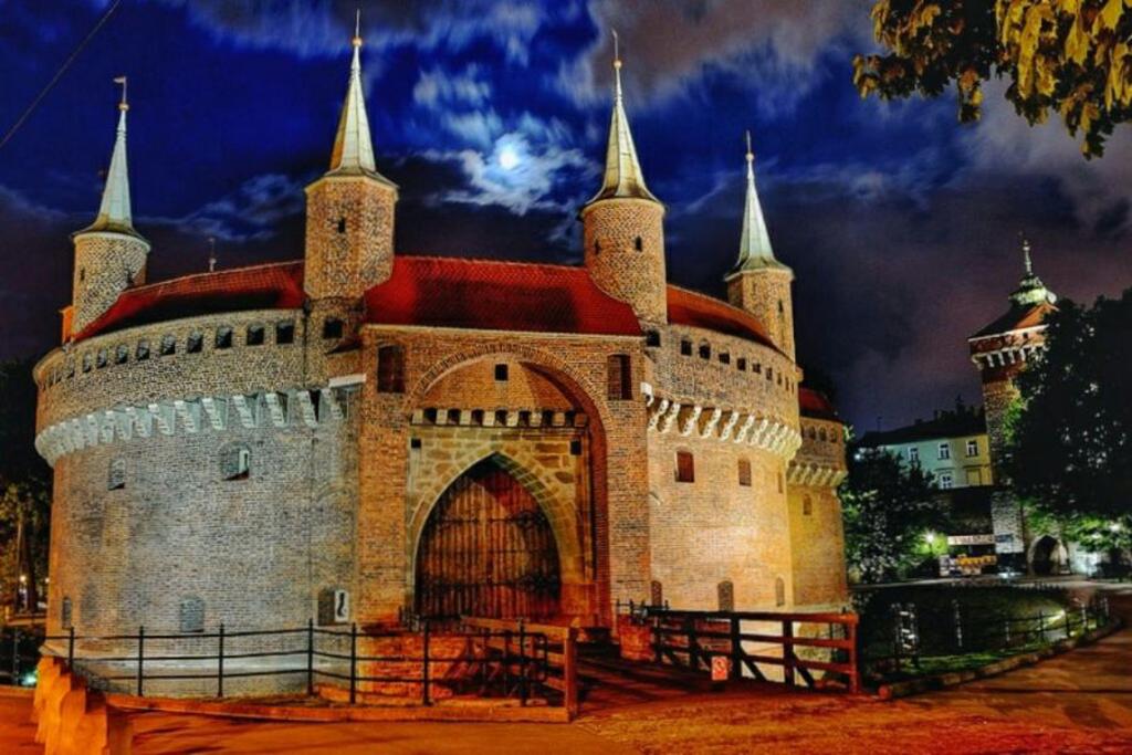 Барбакан