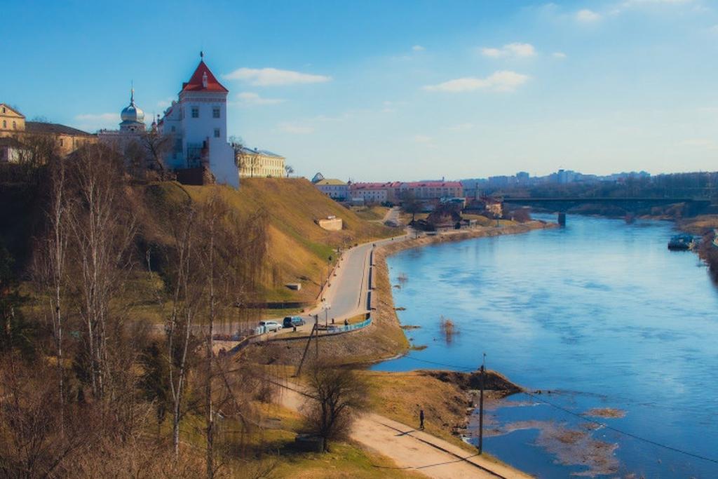 Река Неман, старый замок (Гродно)