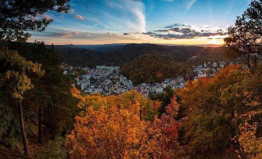 Панорама Карловых Вар