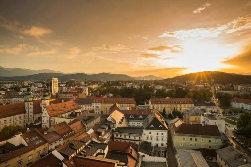 Панорама города