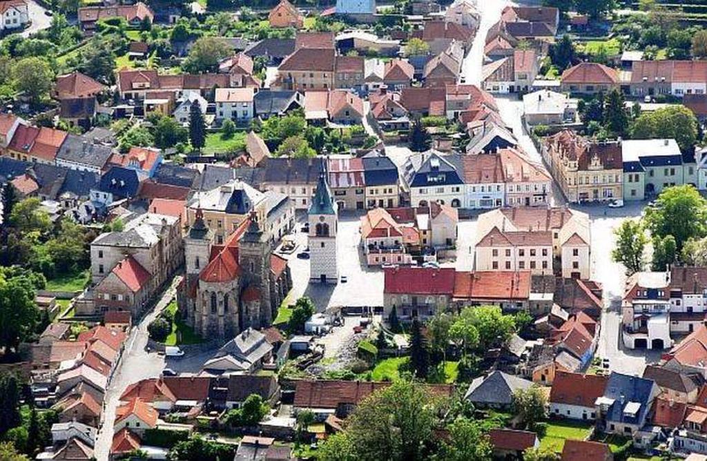 Панорама Коуржима