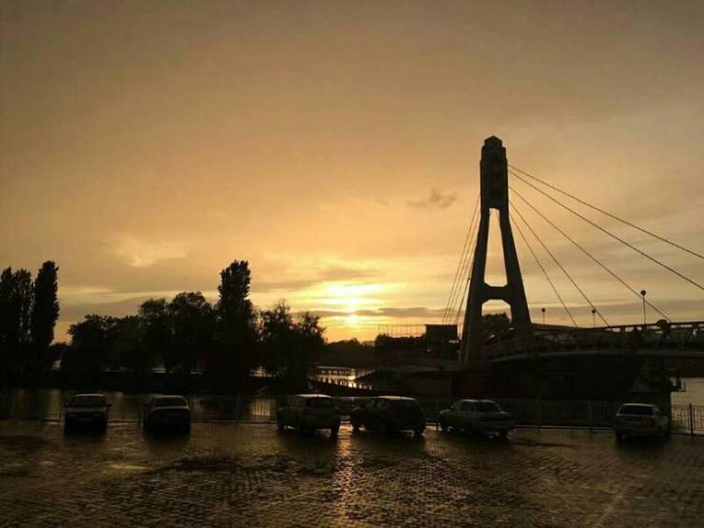 Мост поцелуев