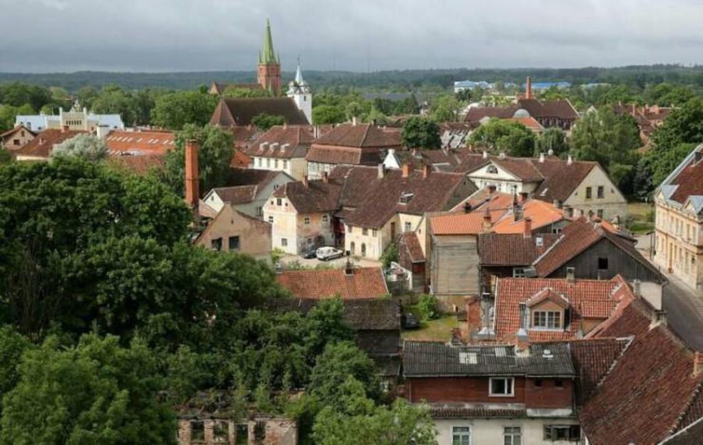 Панорама исторического центра Кулдиги
